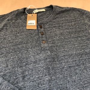 Marine Layer Henley in Heather Neps
